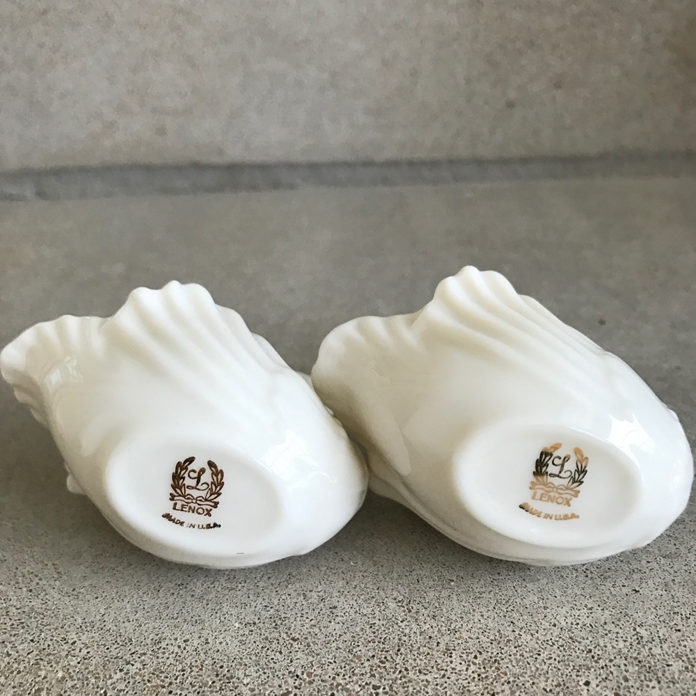 Signed Lenox Mini Swans - Picture 4 of 6